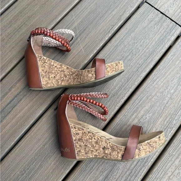 Blowfish Women's Tan and Brown Beaded Wedges - Picture 2 of 5